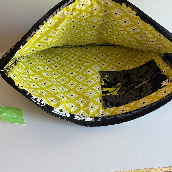 Vera Bradley 17” Laptop Sleeve Baroque Black and Yellow Quilted Women's Bag NWT - Picture 4 of 7